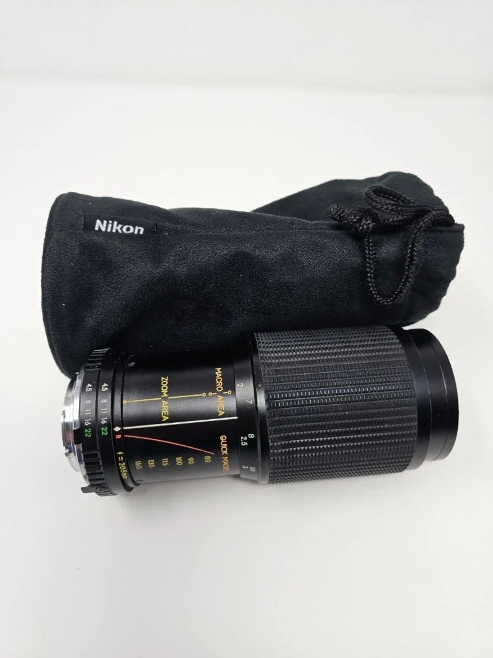 Tamron F 1:45 SP 80 - 200mm 52 LD for Nikon Multi/C No. 5403015 with Nikon Bag!